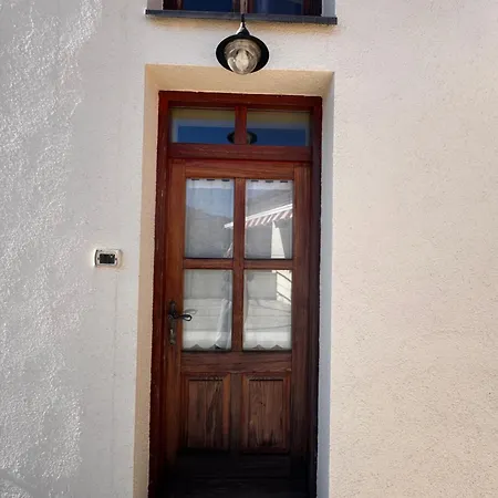 Bordon Wines, Estate With * Dekani