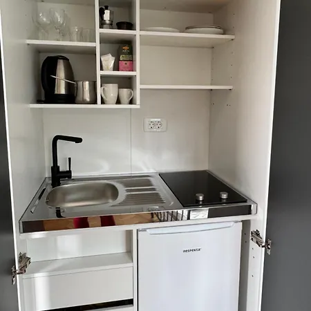 Bordon Wines, Estate With شقة Dekani