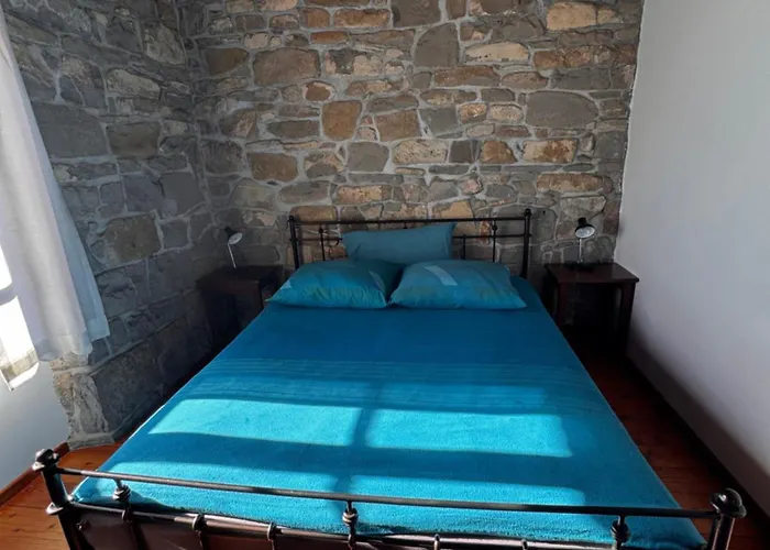 Bordon Wines, Estate With